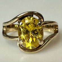 Load image into Gallery viewer, 14K Gold Citrine Ring sz 7.5 (5.9g)
