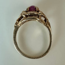 Load image into Gallery viewer, Vintage 14K Gold Star Ruby Ring sz 4 (3.2g)
