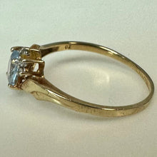 Load image into Gallery viewer, 10K Gold Aquamarine Ring sz 8 (1.3g)
