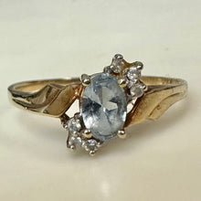 Load image into Gallery viewer, 10K Gold Aquamarine Ring sz 8 (1.3g)
