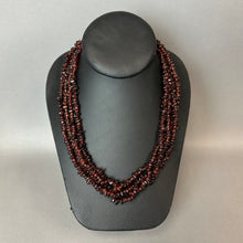 Load image into Gallery viewer, Vintage 4-Strand Natural Garnet Beaded Necklace (19")
