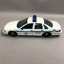 Load image into Gallery viewer, UT Models 1:18 Chevrolet Caprice Chicago Police Car - No Box
