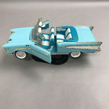 Load image into Gallery viewer, 1957 Chevrolet Bel Air Convertible 1:18 Turquoise &amp; White
