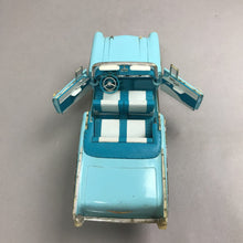 Load image into Gallery viewer, 1957 Chevrolet Bel Air Convertible 1:18 Turquoise &amp; White
