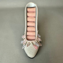 Load image into Gallery viewer, High Heel Decorative Ring Holder (4.5")
