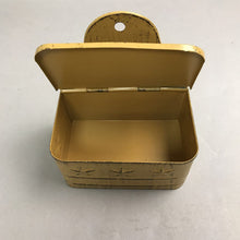 Load image into Gallery viewer, Yellow Metal Wall Décor (7x6x4)
