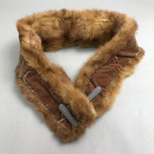 Load image into Gallery viewer, Fur Collar (36")

