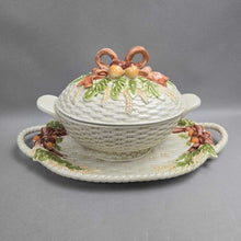 Load image into Gallery viewer, INT Ceramic Harvest Basket Soup Tureen Set w/ Ladle &amp; Undertray (16x9x8)
