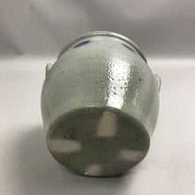 Load image into Gallery viewer, Rockdale Sheep Stoneware Pot (~6x6x6)
