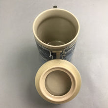 Load image into Gallery viewer, Wild Wings' Cold Trail Wolves Canister (~8x5)
