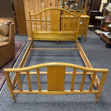 Load image into Gallery viewer, Full Headboard/Rails/Footboard Bed (48x57)
