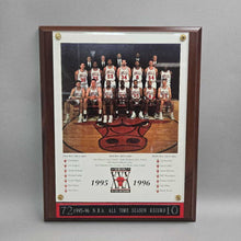 Load image into Gallery viewer, Chicago Bulls 1995-96 NBA Plaque (13x10.5)
