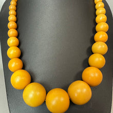 Load image into Gallery viewer, Vintage Butterscotch Egg Yolk Bakelite Graduated Bead Necklace (23")
