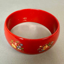 Load image into Gallery viewer, Vintage Red Floral Lucite Bangle Bracelet (8.5" Inside Circumference)
