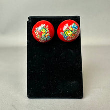 Load image into Gallery viewer, Vintage Red Floral Lucite Cabochon Earrings As-Is (1")
