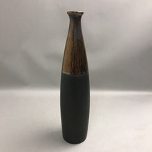 Load image into Gallery viewer, Two Tone Tall Vase Matte Black with Metalic Top (18")
