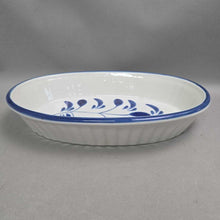 Load image into Gallery viewer, Viana do Castelo Blue &amp; White Casserole / Baking Dish (2.5x13.5)
