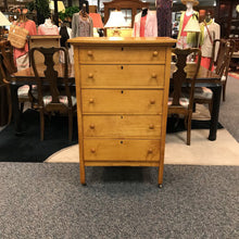 Load image into Gallery viewer, Northern Maple 5 Drawer Dresser (47x30x17)

