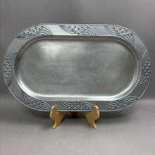 Load image into Gallery viewer, Vintage Oval Pewter Serving Tray (18.5x11)

