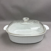 Load image into Gallery viewer, Corning Ware French White Casserole Dish w/Lid (7x14x10)
