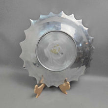 Load image into Gallery viewer, Cast Aluminum Sunflower Serving Tray/Centerpiece (14")
