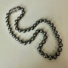 Load image into Gallery viewer, Vintage Nolan Miller Faux Gray Pearl Crystal Snap Closure Necklace (18")
