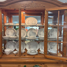 Load image into Gallery viewer, Lilies of the Vally Platinum Trim Romance 68 Piece China Set 7579 Japan
