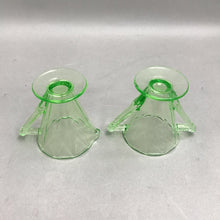 Load image into Gallery viewer, Vintage Green Uranium Glass Sugar &amp; Creamer Set (3.5")
