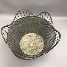 Load image into Gallery viewer, Vintage Woven Wire And Mesh Basket(13x9)
