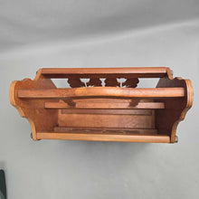 Load image into Gallery viewer, Magazine Stand (15x17x9)
