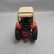 Load image into Gallery viewer, Ertl International Harvester #1586 Die-Cast Tractor (~7.25x13x5.25)
