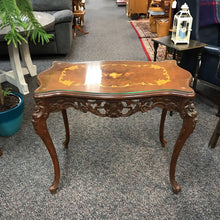Load image into Gallery viewer, Antique Italian Inlay Lamp Table (30x37x20)
