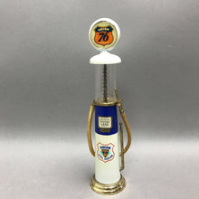 Load image into Gallery viewer, Gearbox Union 76 Gas Pump (8")
