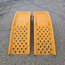 Load image into Gallery viewer, Set of Car Ramps
