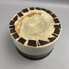 Load image into Gallery viewer, Butter Crock (5x71/2)
