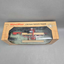 Load image into Gallery viewer, Wood-Mizer LT40 Super Hydraulic Sawmill 1/25-Scale (6x14x5)
