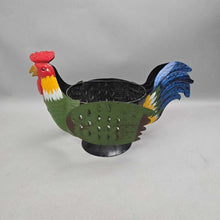 Load image into Gallery viewer, Painted Tin Chicken Basket (9x15x8)
