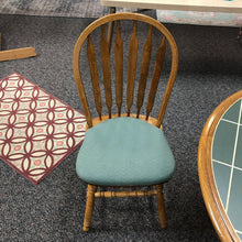 Load image into Gallery viewer, Kitchen Table (30x44) w/18" Leaf and 6 Chairs
