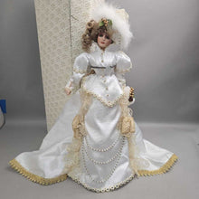 Load image into Gallery viewer, Franklin Heirloom Dolls "Kristina"; First Annual Gibson Girl Porcelain Doll (21"
