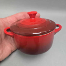 Load image into Gallery viewer, Le Creuset Mini Red Cocotte Baking Dish (2x4)
