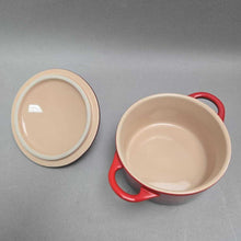 Load image into Gallery viewer, Le Creuset Mini Red Cocotte Baking Dish (2x4)
