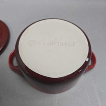 Load image into Gallery viewer, Le Creuset Mini Red Cocotte Baking Dish (2x4)
