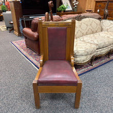 Load image into Gallery viewer, Oak Church Chair (41x21x20)
