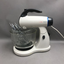 Load image into Gallery viewer, Sunbeam Mixmaster #2371 w/ 2 Bowls &amp; Attachments (14x14x9)
