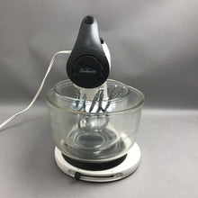 Load image into Gallery viewer, Sunbeam Mixmaster #2371 w/ 2 Bowls &amp; Attachments (14x14x9)
