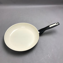 Load image into Gallery viewer, Green Pan Nonstick (11")
