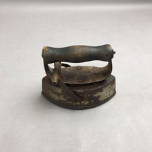 Load image into Gallery viewer, Antique Sad Iron (7x5)
