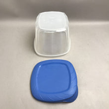 Load image into Gallery viewer, Vintage Rubbermaid 1.1 Gal Servin' Saver Food Storage Container #H Blue EZ Lid (2 available)
