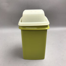 Load image into Gallery viewer, Vintage Tupperware Avocado Green 1330-7 Pick-A-Deli Pickle Keeper 3pc (8")
