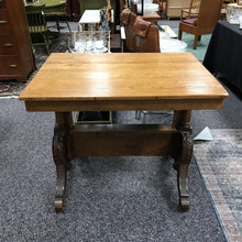 Load image into Gallery viewer, Victorian Antique Oak Entry table (35x40x30)
